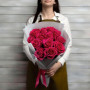 13 малиновых роз фото 2